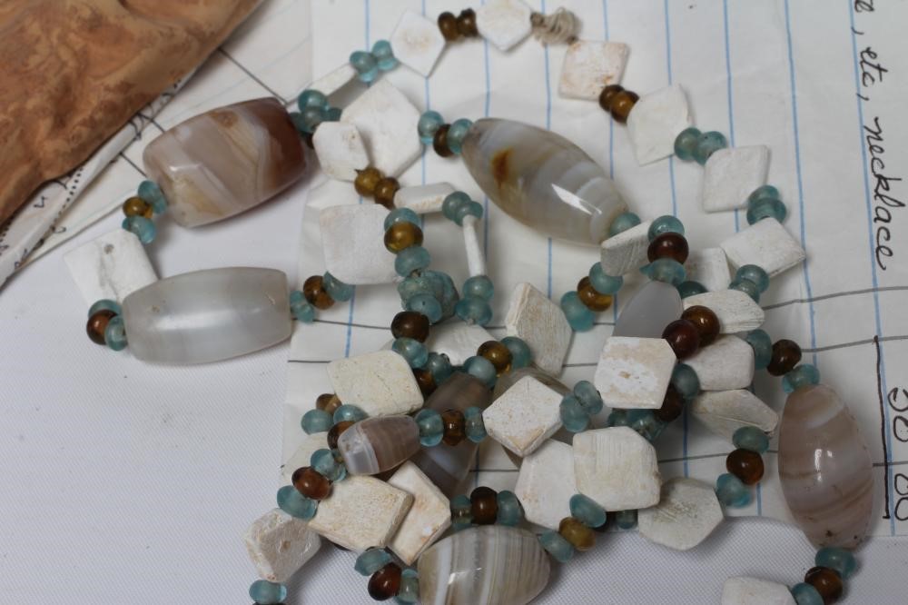 A COLLECTION OF ANTIQUITIES comprising of a pre Columbian Mexican head Image