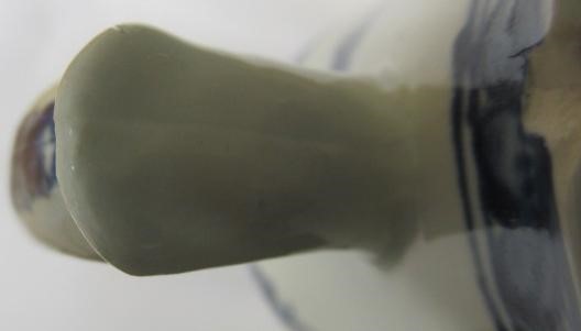 A VAUXHALL PORCELAIN MUG Image