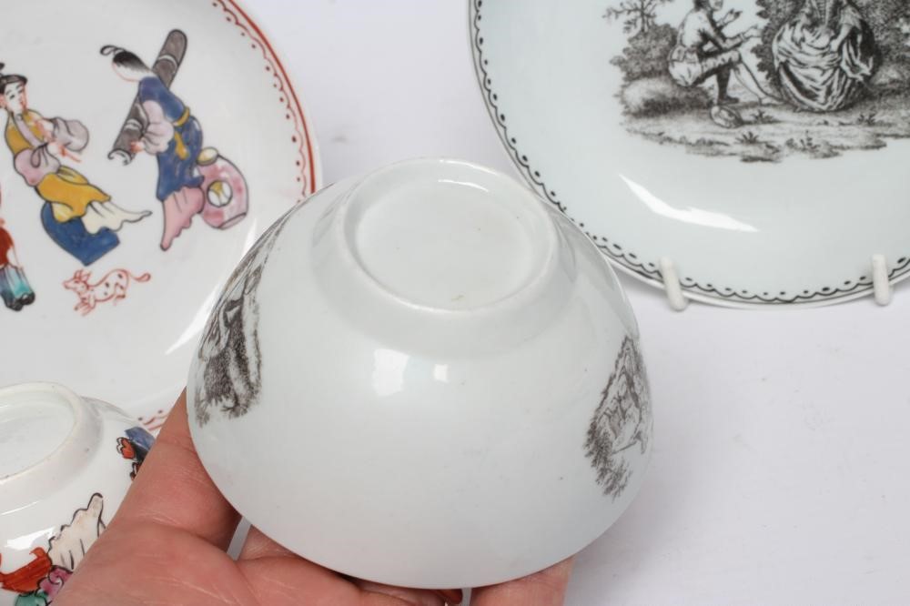 A CHRISTIANS PORCELAIN COFFEE CUP Image