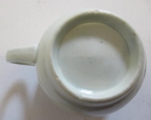 A CHAFFERS PORCELAIN TRIO Image