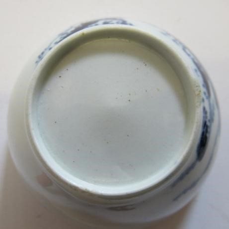 A CHAFFERS PORCELAIN TRIO Image