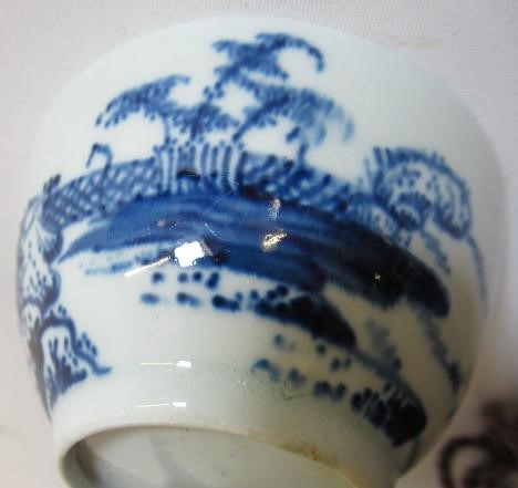 A CHAFFERS PORCELAIN TRIO Image