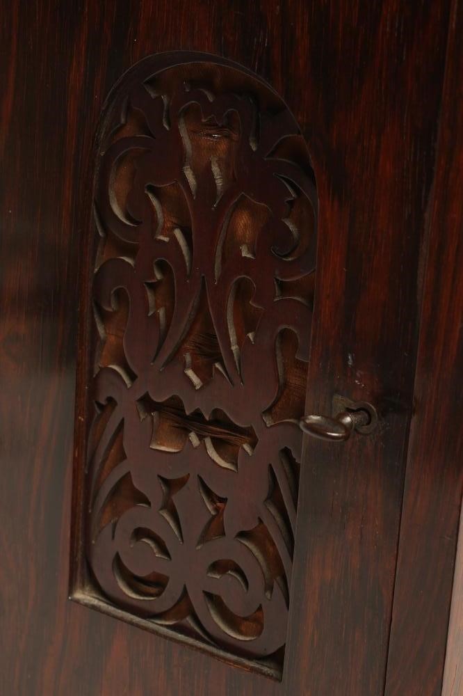 A ROSEWOOD CASED TABLE CLOCK BY LENZKIRCH Image