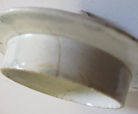 A JOHN PENNINGTON PORCELAIN TEAPOT AND COVER Image