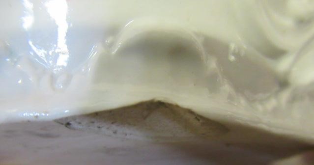 A PAIR OF CHAFFERS PORCELAIN SAUCEBOATS Image