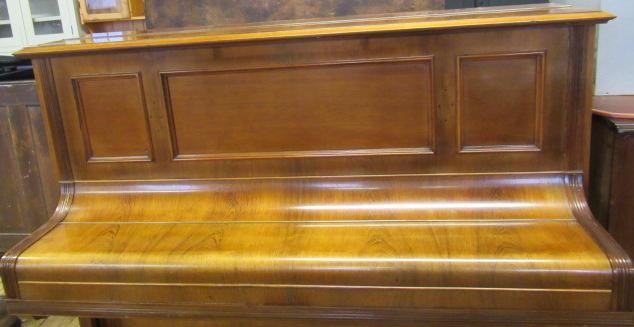 AN EDWARDIAN ROSEWOOD CASED BECHSTEIN UPRIGHT Image