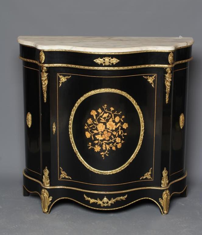 A VICTORIAN DESIGN EBONISED PIER CABINET Image