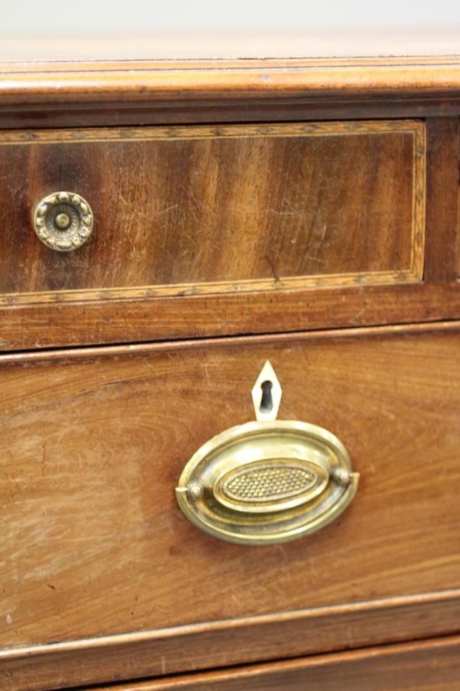 A GEORGIAN MAHOGANY CHEST Image