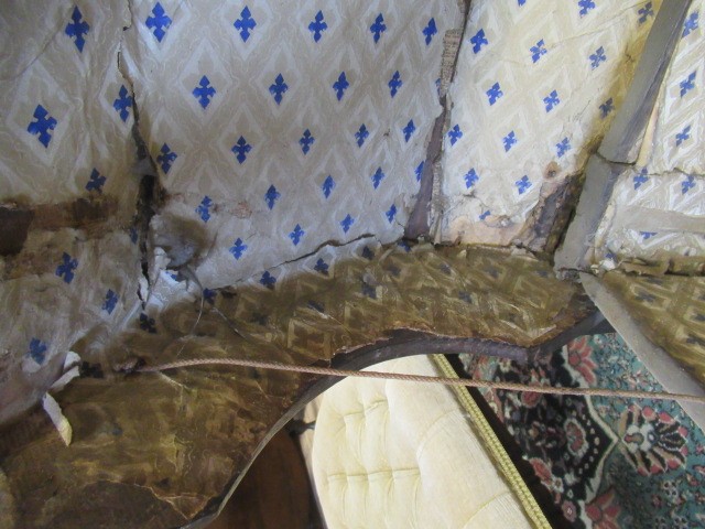 A WELSH OAK ARK OR HUTCH Image