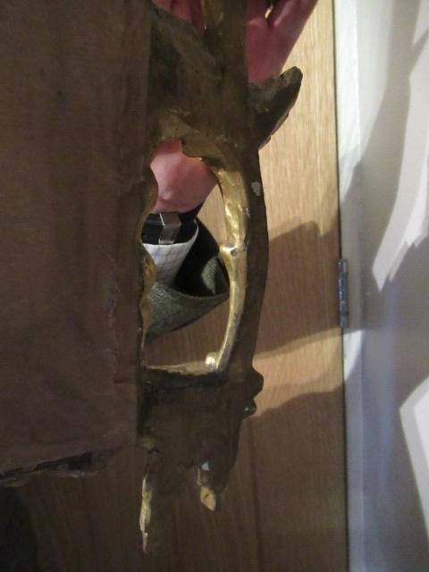 A GEORGIAN CARVED AND GILTWOOD PIER GLASS Image