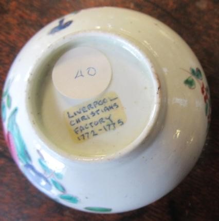 A COLLECTION OF WILLIAM REID PORCELAIN TEAWARES Image