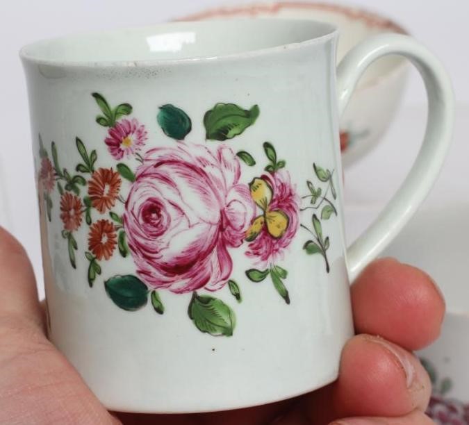 A COLLECTION OF WILLIAM REID PORCELAIN TEAWARES Image