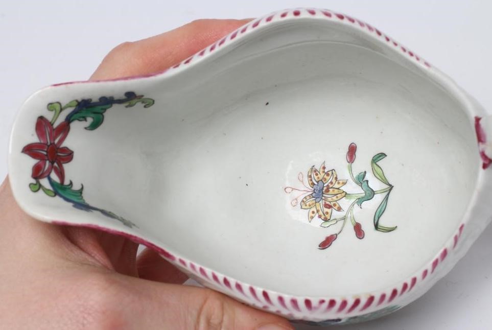 A CHRISTIANS PORCELAIN SAUCE BOAT Image