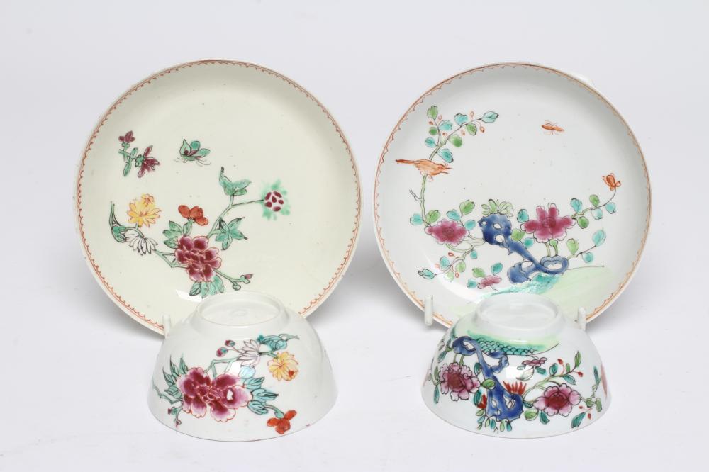 A CHRISTIANS PORCELAIN TEA BOWL AND SAUCER Image