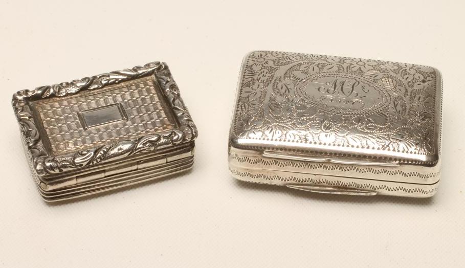 A GEORGE IV SILVER VINAIGRETTE Image