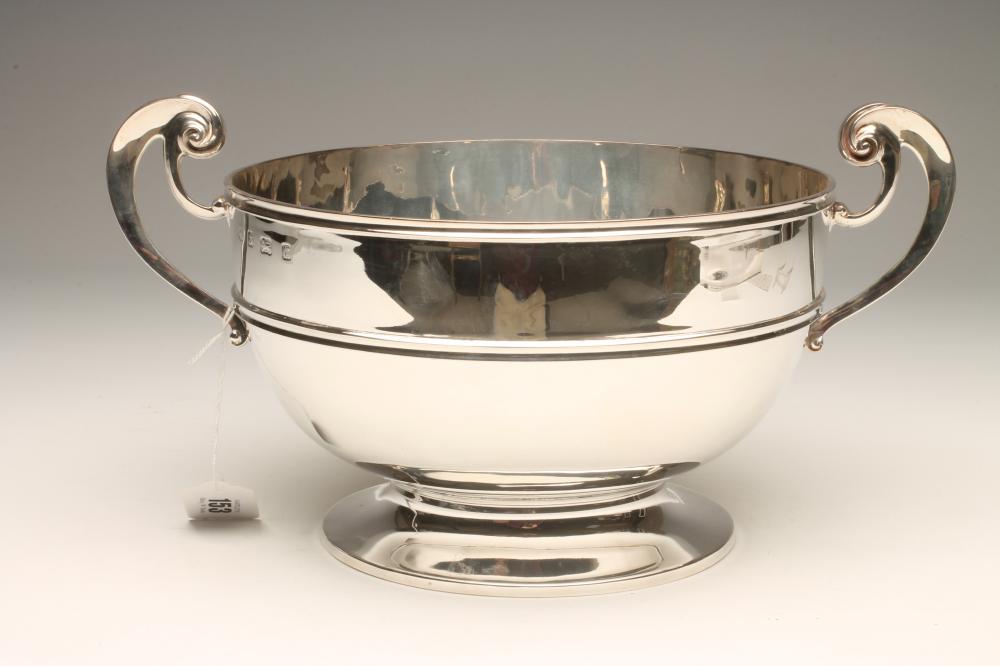AN EDWARDIAN SILVER ROSE BOWL Image