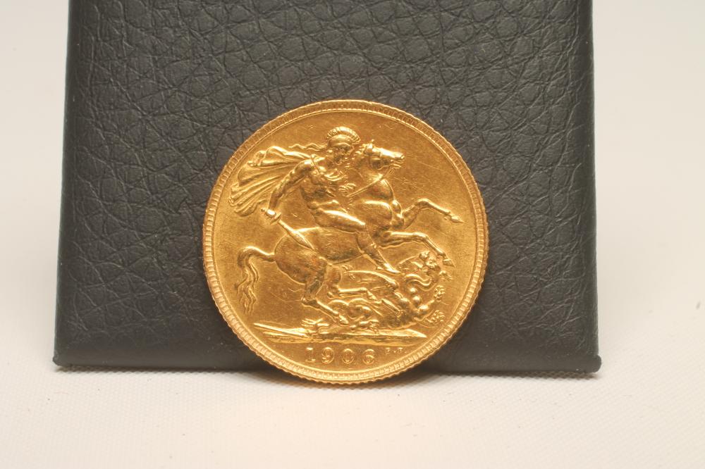 AN EDWARD VII GOLD SOVEREIGN Image