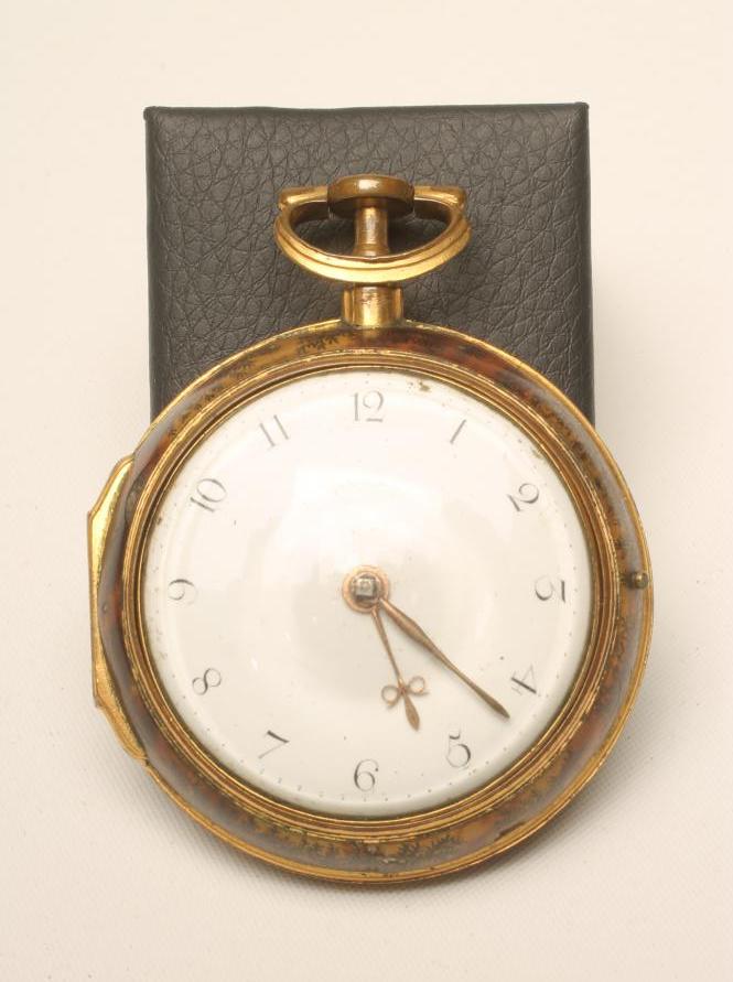 A GILT METAL PAIR CASED VERGE POCKET WATCH Image