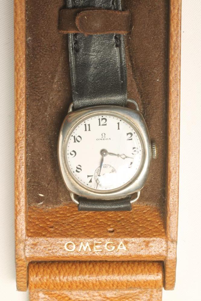 A  SILVER MID SIZE OMEGA WRISTWATCH Image