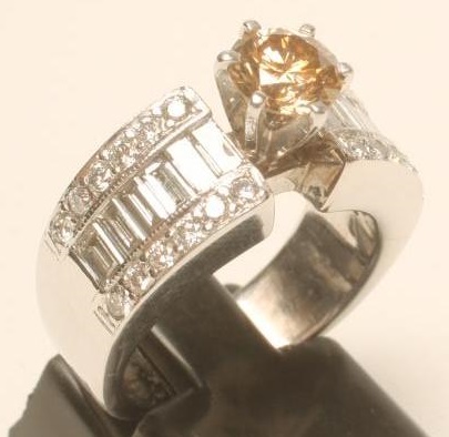 A DIAMOND DRESS RING Image