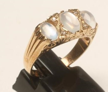 A MOONSTONE RING Image