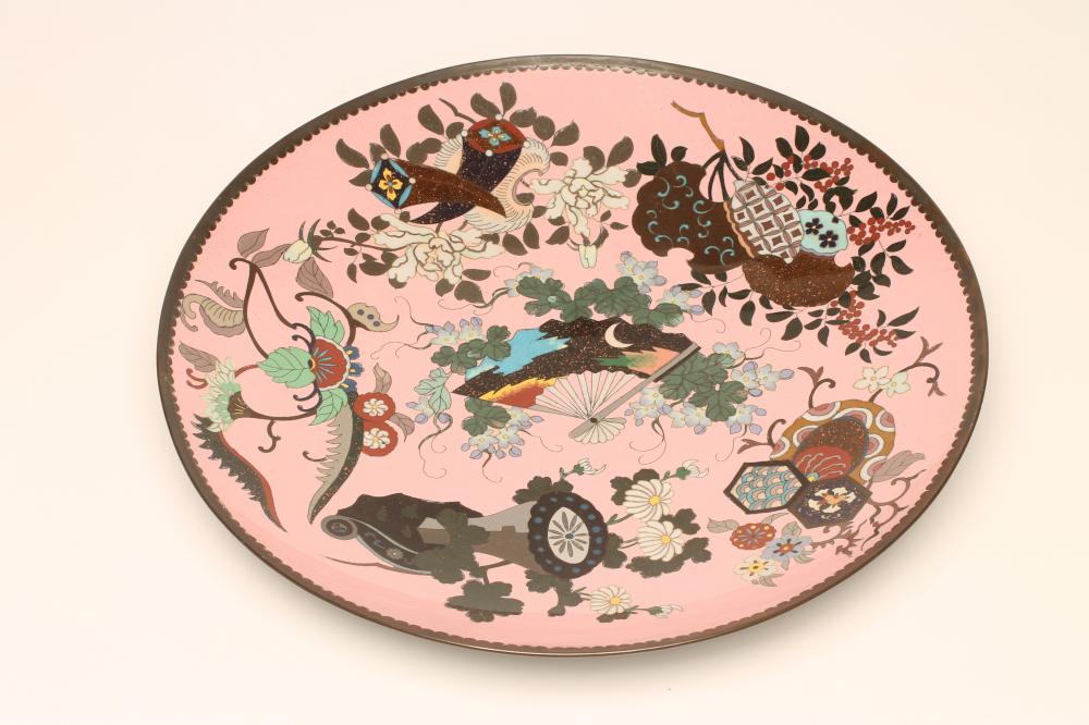 A JAPANESE CLOISONNE ENAMEL CHARGER Image