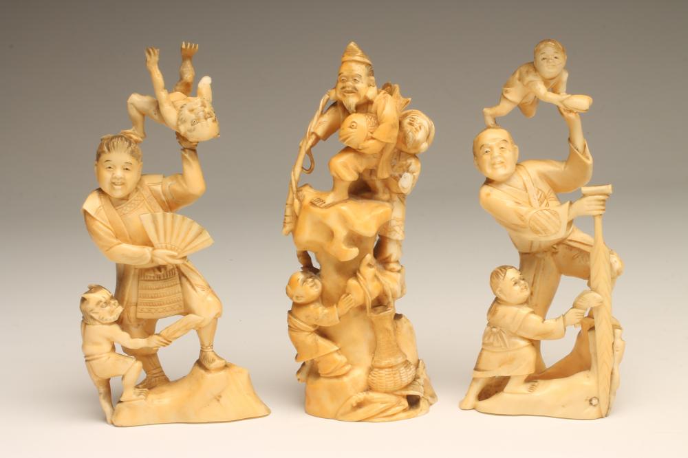 A PAIR OF JAPANESE ONE PIECE IVORY FIGURE GROUPS Image