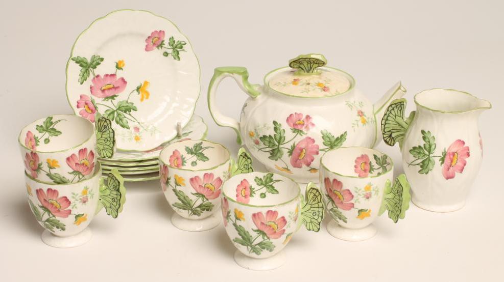 AN AYNSLEY CHINA PART TEA SERVICE Image