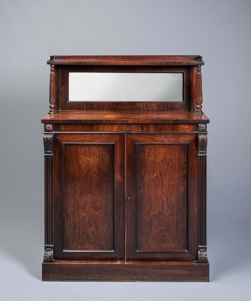 A REGENCY ROSEWOOD CHIFFONIER Image