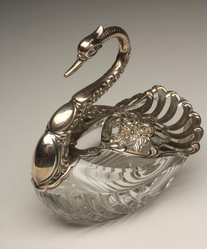 A GLASS AND SILVER SWAN POSY HOLDER Image
