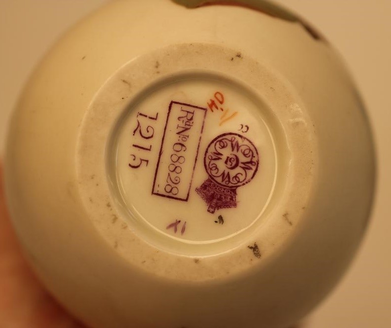 A VICTORIAN ROYAL WORCESTER CHINA EWER Image