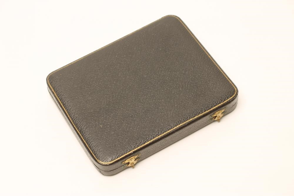 A SET OF SIX ART DECO SILVER GILT COFFEE SPOONS Image