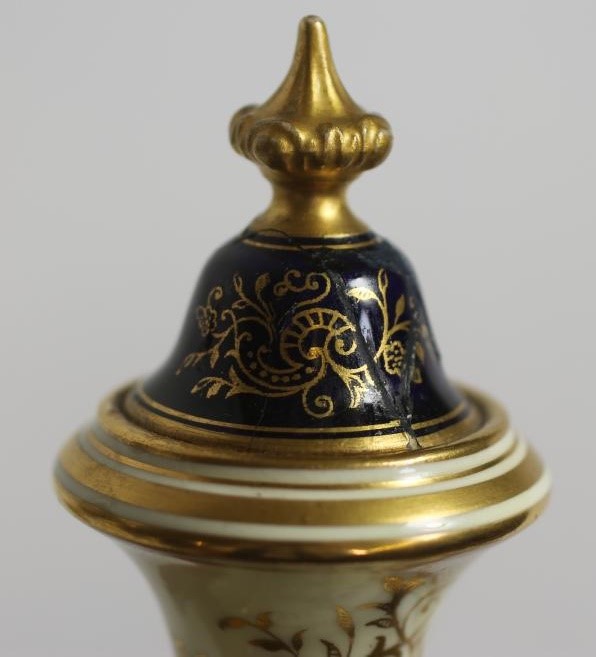 A MATCHED COALPORT CHINA MANTEL GARNITURE Image