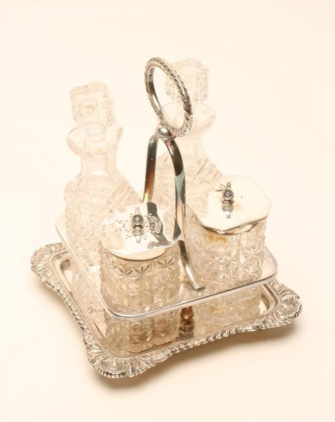 A LATE VICTORIAN SILVER CRUET Image