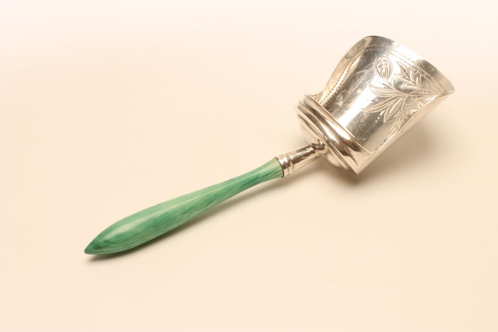 A VICTORIAN SILVER CADDY SPOON Image