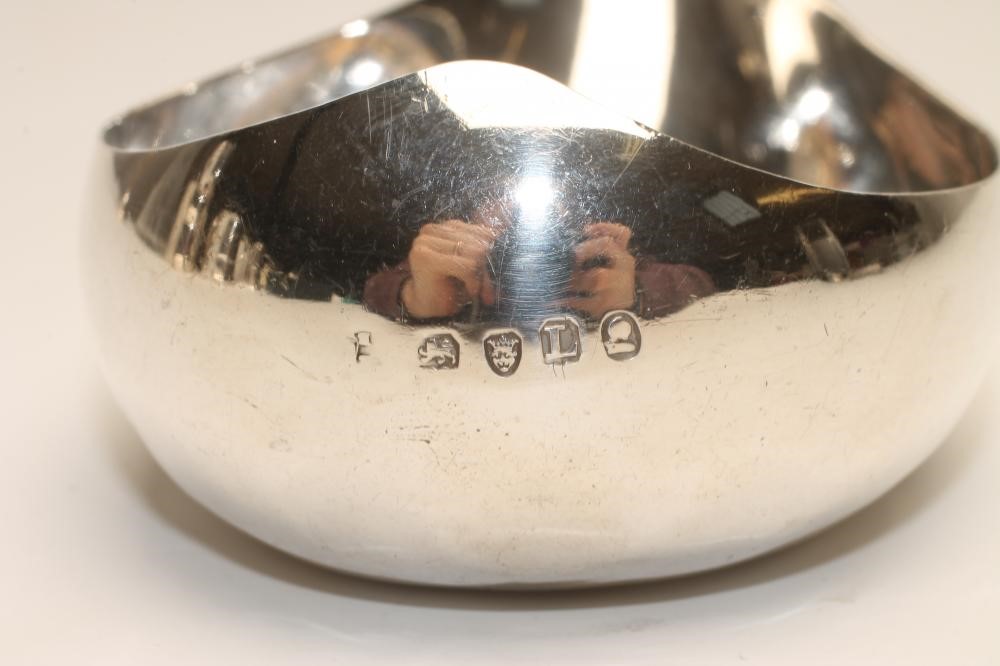 A LATE GEORGE III SILVER PAP BOAT Image