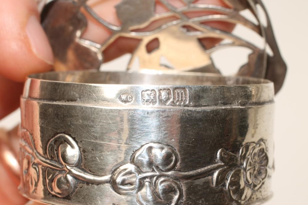 AN EDWARDIAN SILVER DRESSING TABLE BOX AND COVER Image