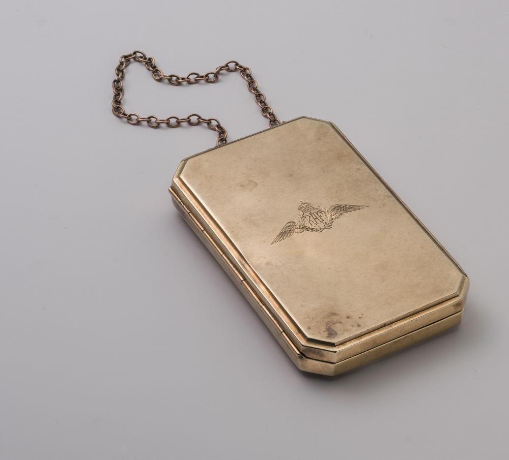 OF RAF INTEREST - a George V 9ct gold cigarette case/compact Image