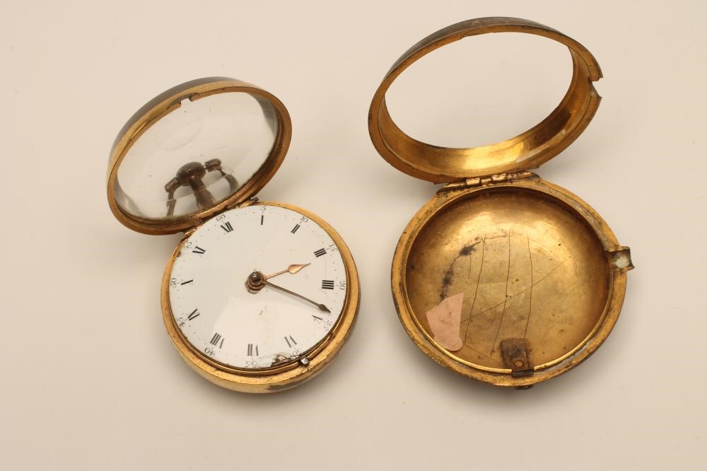 A LATE GEORGE III GILT METAL PAIR CASED VERGE POCKET WATCH Image