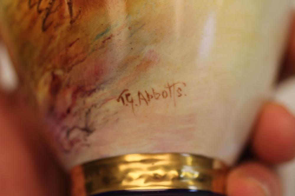 A PAIR OF AYNSLEY CHINA VASES Image