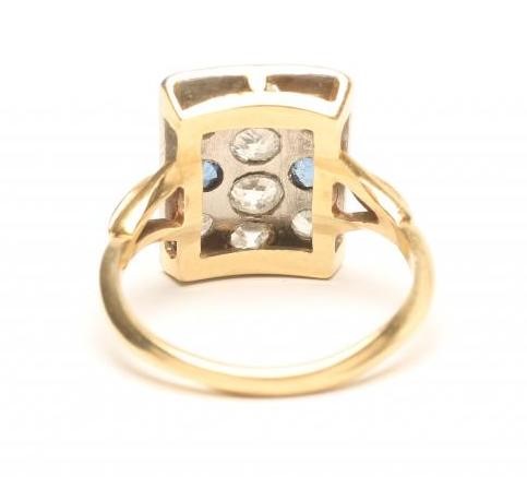 AN ART DECO PLAQUE RING Image
