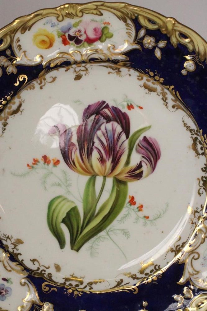 A COALPORT PORCELAIN PART DESSERT SERVICE Image