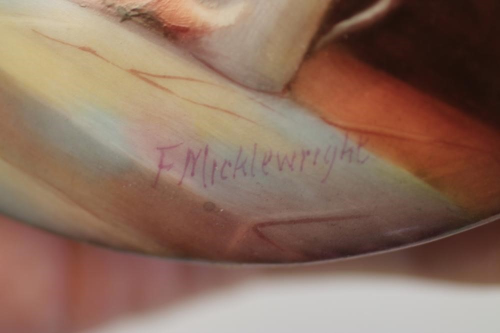 A PAIR OF PARAGON CHINA ROUNDELS Image