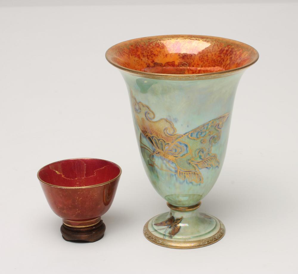 A WEDGWOOD "BUTTERFLY LUSTRE" TRUMPET VASE Image