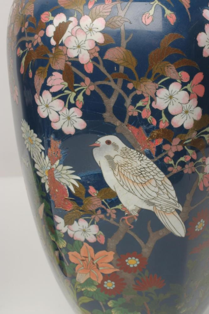 A PAIR OF JAPANESE CLOISONNE ENAMEL ALCOVE VASES Image