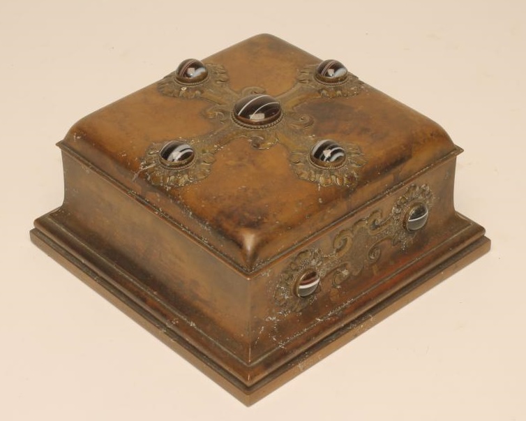 A VICTORIAN LACQUERED BRONZED TABLE CASKET Image