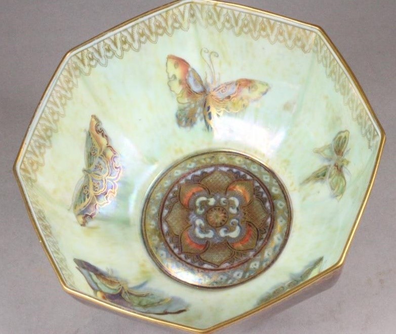 A WEDGWOOD 'BUTTERFLY LUSTRE' BOWL Image