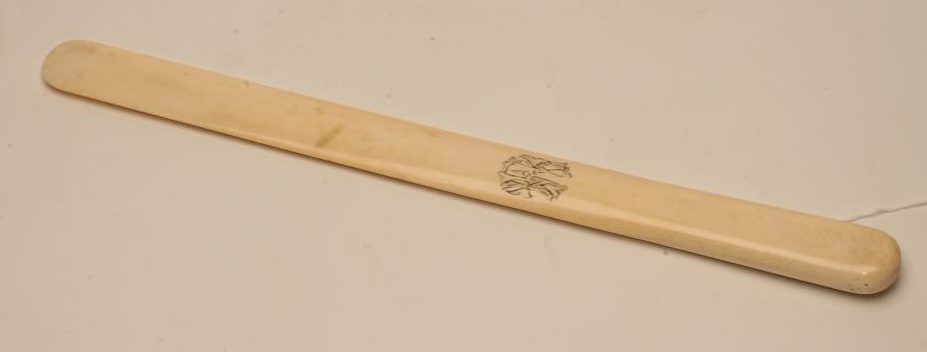 AN EDWARDIAN IVORY PAGE TURNER Image