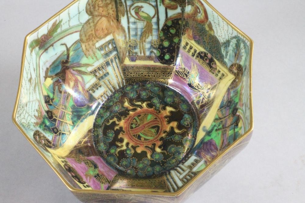 A WEDGWOOD "FAIRYLAND LUSTRE" BOWL Image