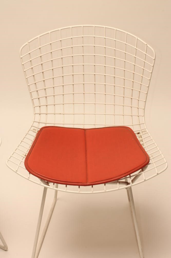 A PAIR OF HARRY BERTOIA (U.S.A. 1915-1978) WIRE CHAIRS Image